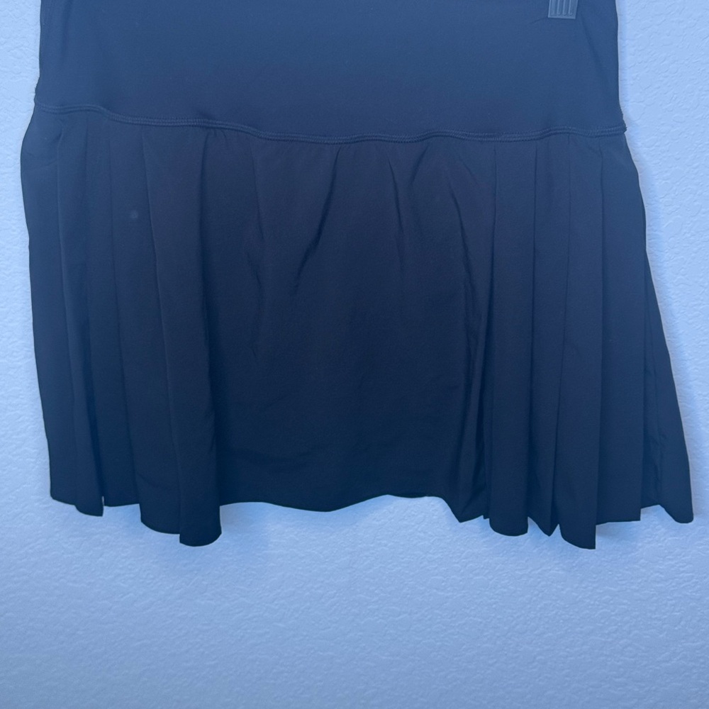 Black Pleated Women’s Skort w phone pocket quick dry flattering length swooshy